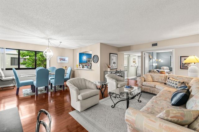 5687 Fairway Park Drive, Boynton Beach, FL 33437