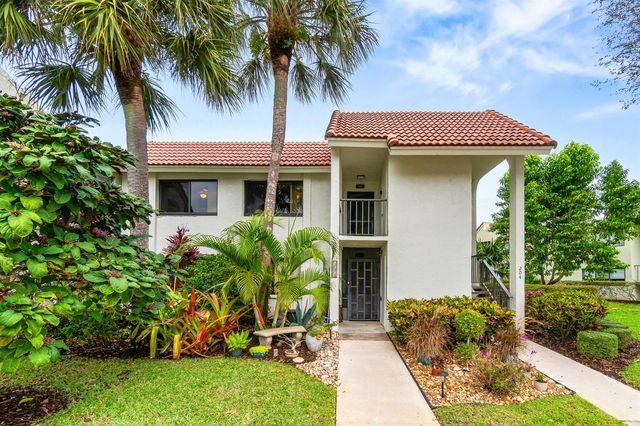 5687 Fairway Park Drive, Boynton Beach, FL 33437