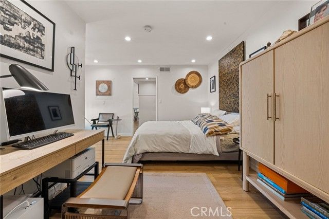 3407 Huxley Street 39, Los Angeles, CA 90027