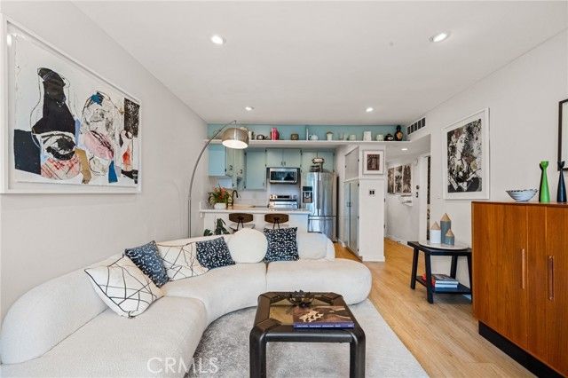 3407 Huxley Street 39, Los Angeles, CA 90027