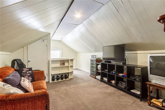 102 Elmore Drive, Greece, NY 14606