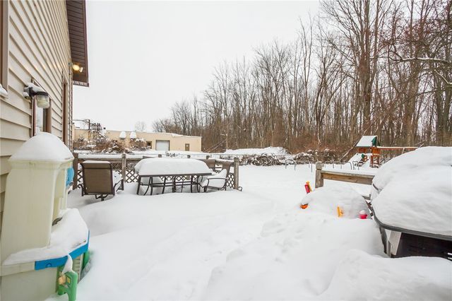 102 Elmore Drive, Greece, NY 14606