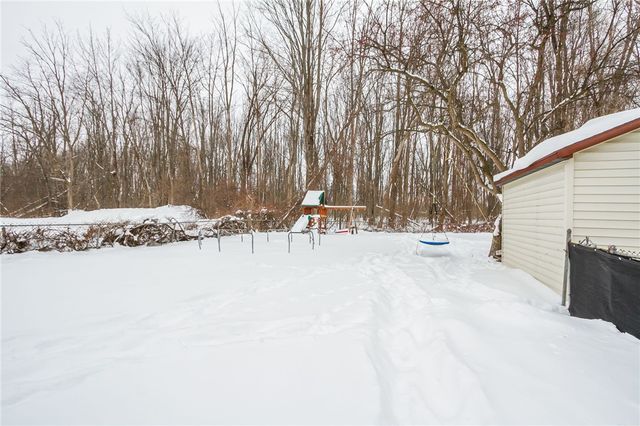 102 Elmore Drive, Greece, NY 14606