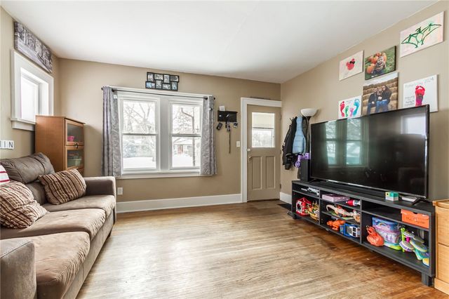 102 Elmore Drive, Greece, NY 14606