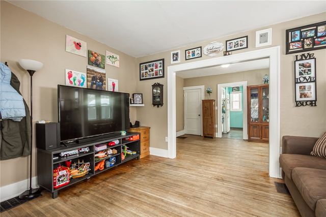 102 Elmore Drive, Greece, NY 14606