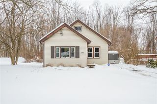 102 Elmore Drive, Greece, NY 14606