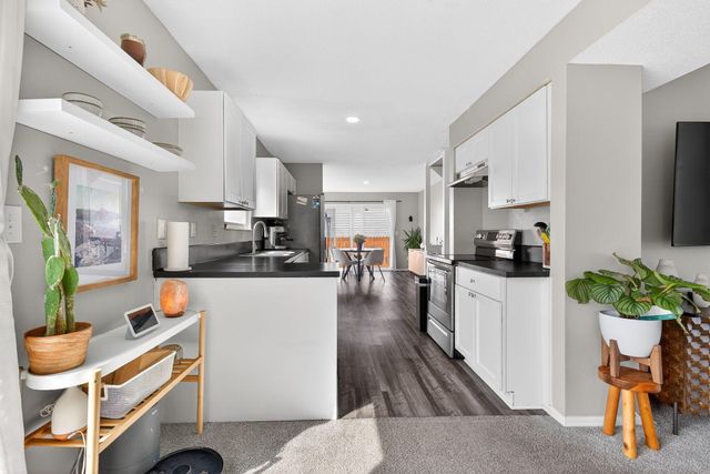 1805 Galleon Boulevard, Hilliard, OH 43026