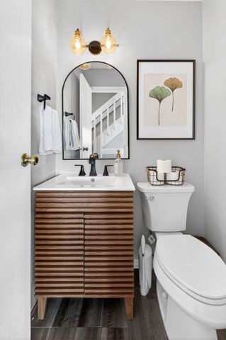 1805 Galleon Boulevard, Hilliard, OH 43026