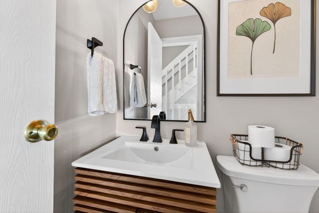 1805 Galleon Boulevard, Hilliard, OH 43026