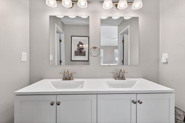 1805 Galleon Boulevard, Hilliard, OH 43026