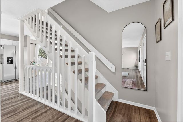 1805 Galleon Boulevard, Hilliard, OH 43026