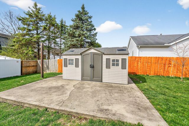 1805 Galleon Boulevard, Hilliard, OH 43026