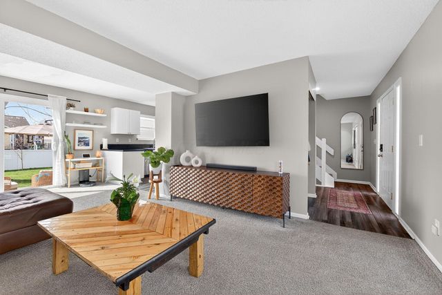 1805 Galleon Boulevard, Hilliard, OH 43026