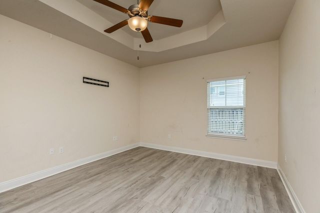 697 Marquis Way, Freeport, FL 32439