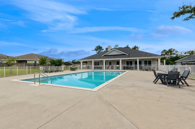 697 Marquis Way, Freeport, FL 32439