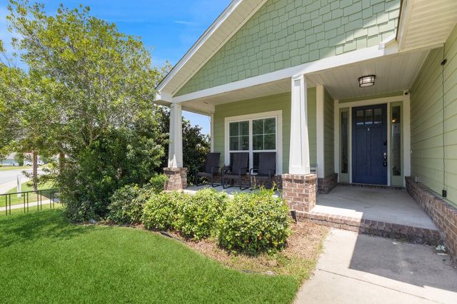 697 Marquis Way, Freeport, FL 32439