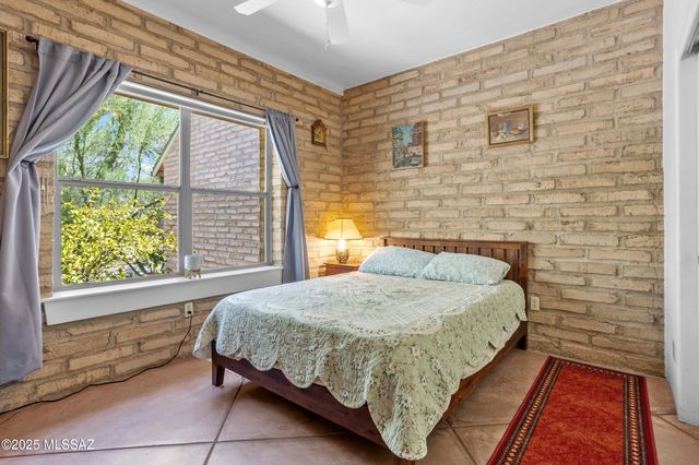 3003 N Gaia Place, Tucson, AZ 85745