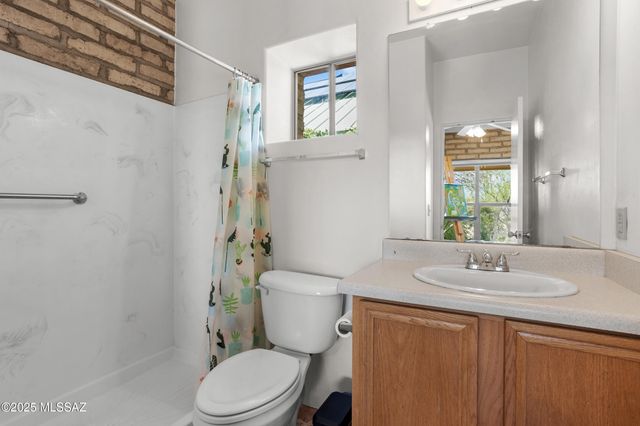 3003 N Gaia Place, Tucson, AZ 85745