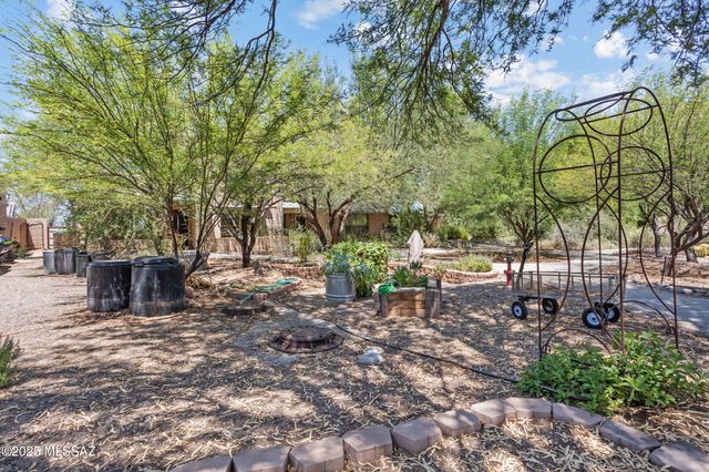 3003 N Gaia Place, Tucson, AZ 85745