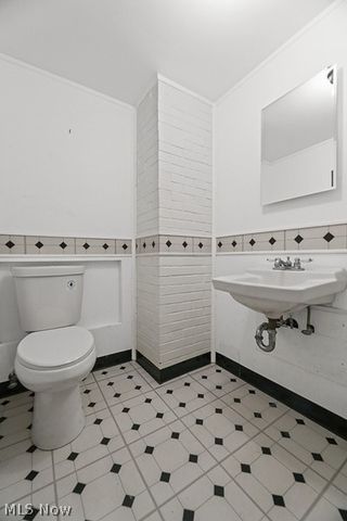 2239 Woodpark Road, Fairlawn, OH 44333