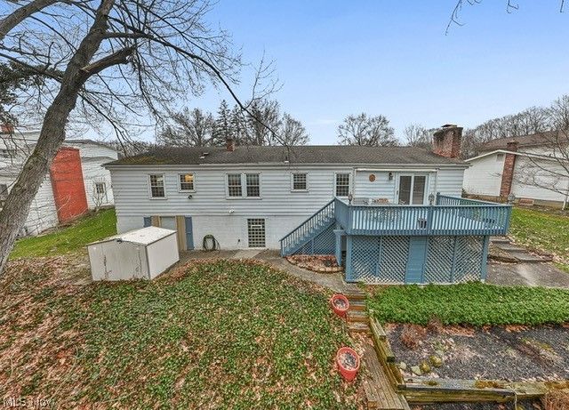 2239 Woodpark Road, Fairlawn, OH 44333