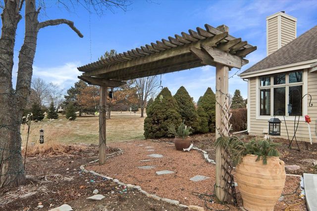 851 Ravine Ridge DRIVE, Colgate, WI 53017