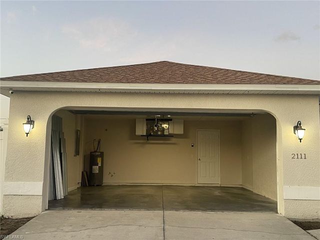 2111 NE 24th TER, Cape Coral, FL 33909