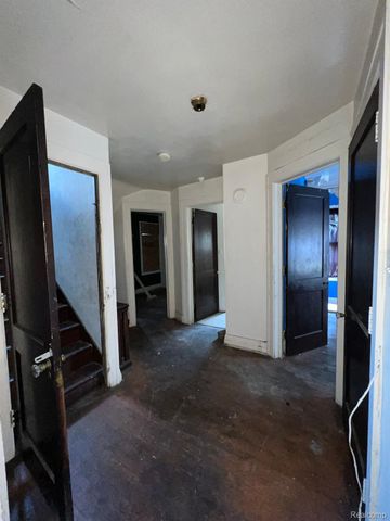 3674 MOUNT ELLIOTT Street, Detroit, MI 48207