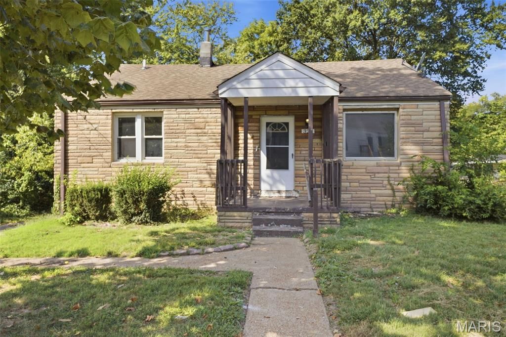321 Atwater Avenue, St Louis, MO 63135
