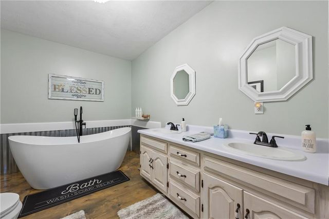 439 Nighthawk View, Demorest, GA 30535