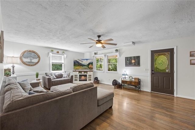 439 Nighthawk View, Demorest, GA 30535