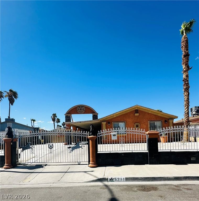 5211 Gloucester Circle, Las Vegas, NV 89122 — exterior