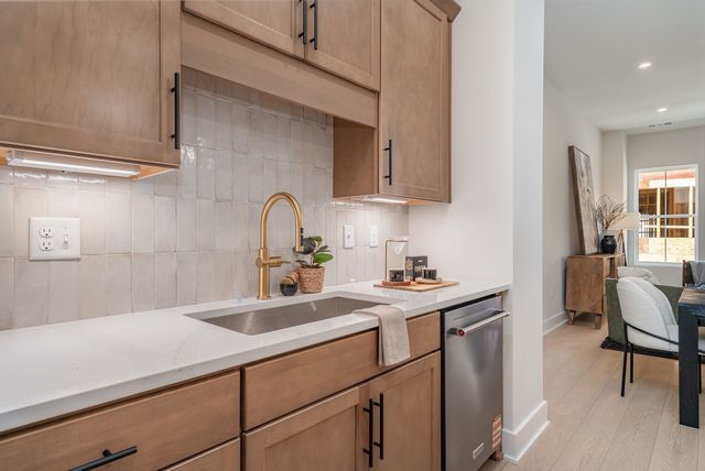 342 Hutcherson Aly, Nashville, TN 37209