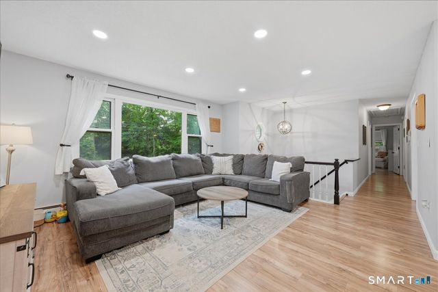 24 Dean Road, East Lyme, CT 06333