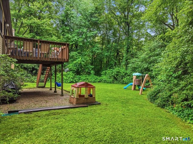 24 Dean Road, East Lyme, CT 06333