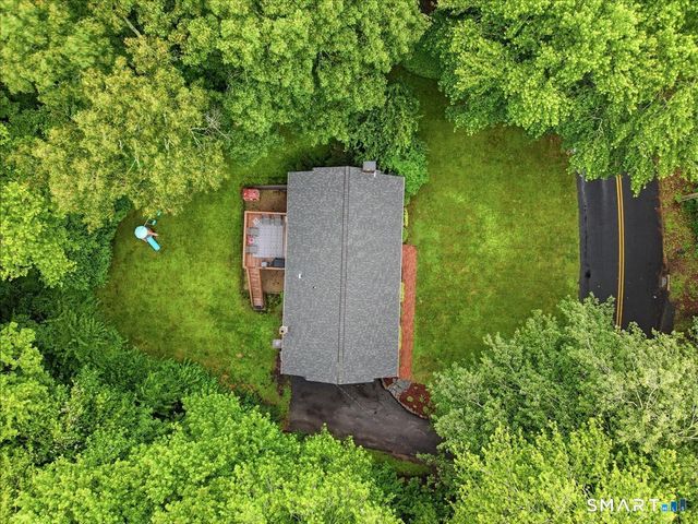 24 Dean Road, East Lyme, CT 06333