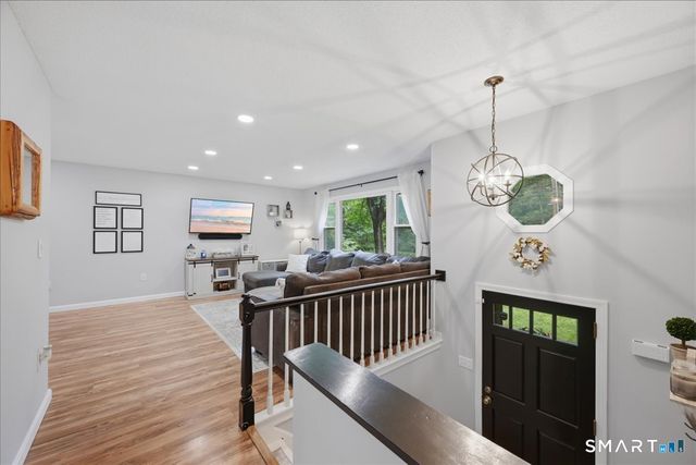 24 Dean Road, East Lyme, CT 06333