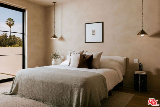 2441 Harwood Street, Los Angeles, CA 90031