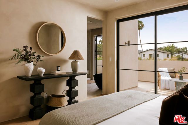 2441 Harwood Street, Los Angeles, CA 90031