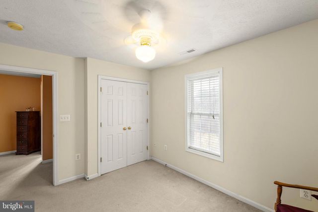 112 GRINDSTONE DR, Winchester, VA 22602