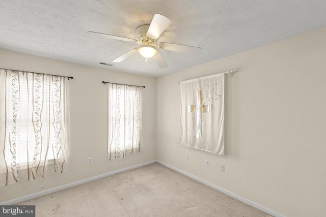 112 GRINDSTONE DR, Winchester, VA 22602