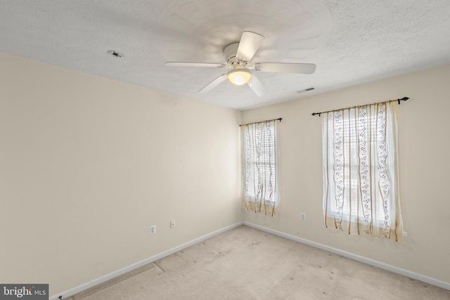 112 GRINDSTONE DR, Winchester, VA 22602