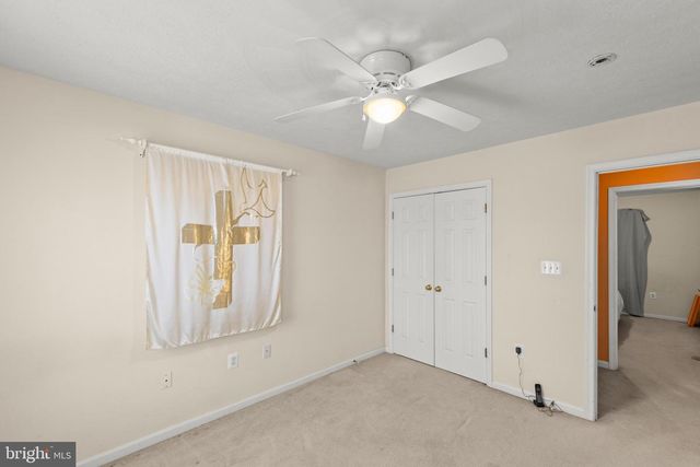 112 GRINDSTONE DR, Winchester, VA 22602