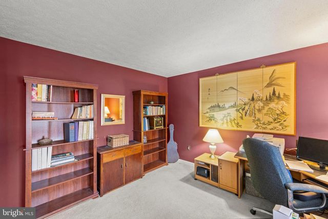 112 GRINDSTONE DR, Winchester, VA 22602