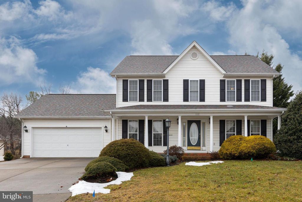 Image 1 of property listing at 112 GRINDSTONE DR, Winchester, VA 22602