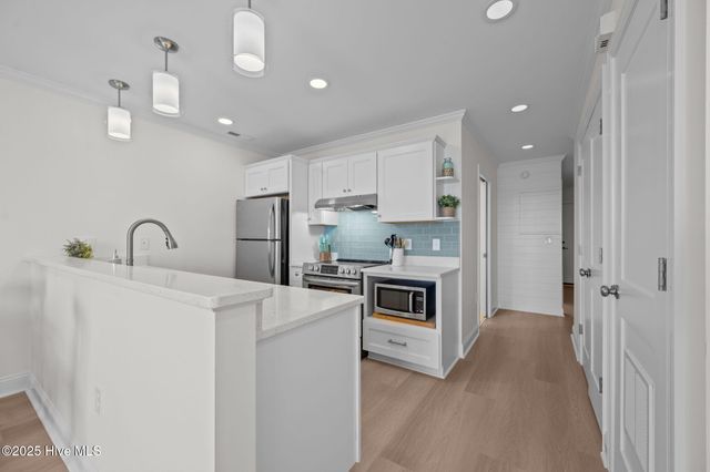 9100 Reed Drive 3302, Emerald Isle, NC 28594