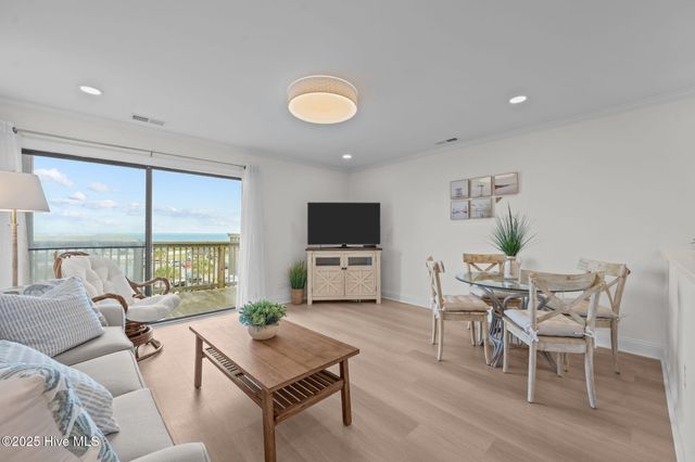 9100 Reed Drive 3302, Emerald Isle, NC 28594