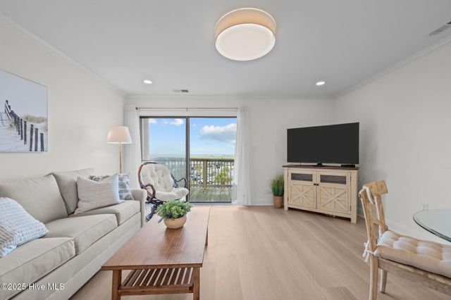 9100 Reed Drive 3302, Emerald Isle, NC 28594