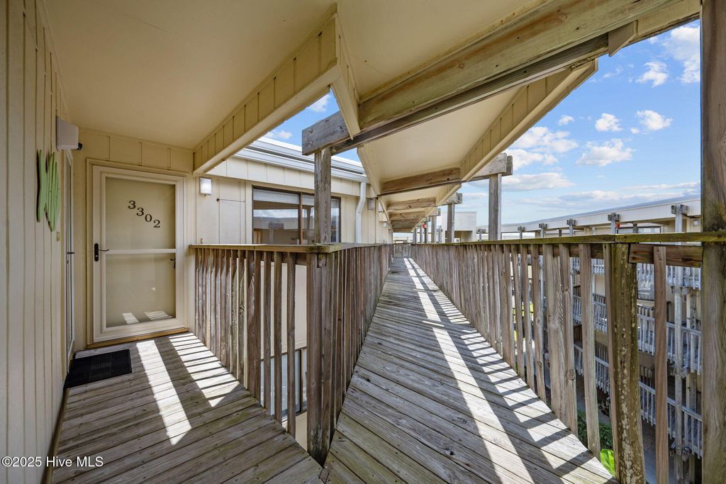 9100 Reed Drive 3302, Emerald Isle, NC 28594
