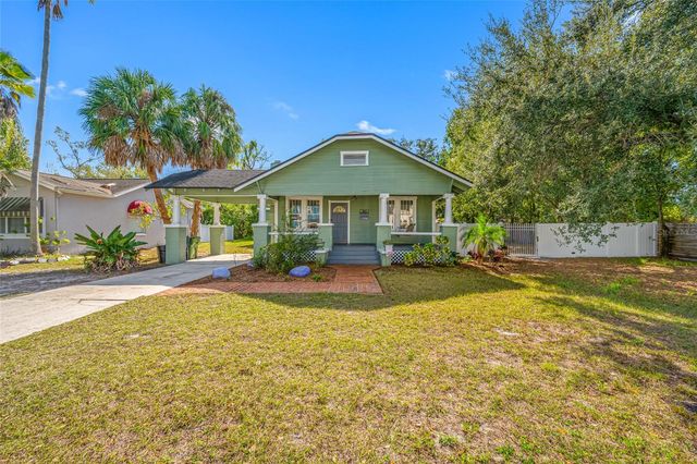 304 W HENRY AVENUE, Tampa, FL 33604